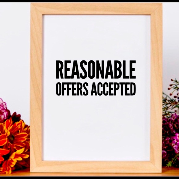 Send me offers on anything in my closet - Picture 1 of 1